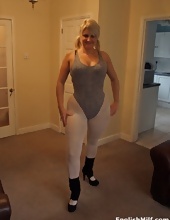 Adorable mature minx decides to pose before fitness session