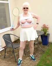 Tennis-playing granny is eager to finger herself as well